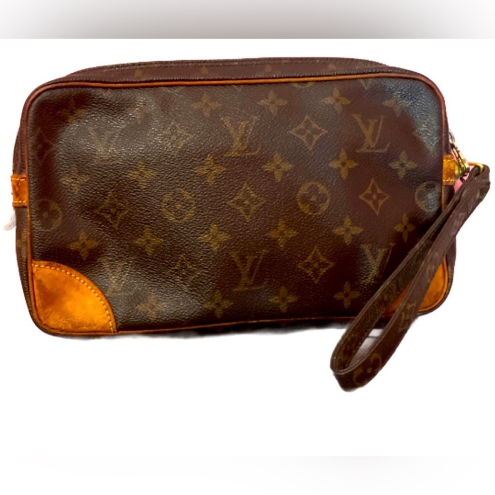 Louis Vuitton Unisex Clutch